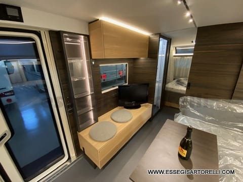 OCCASIONE: ADRIA NEW ASTELLA 704 HP 4 POSTI 01/2025 ALDE CLIMA MACH TENDALINO - foto 37