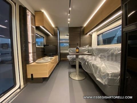 OCCASIONE: ADRIA NEW ASTELLA 704 HP 4 POSTI 01/2025 ALDE CLIMA MACH TENDALINO - foto 85