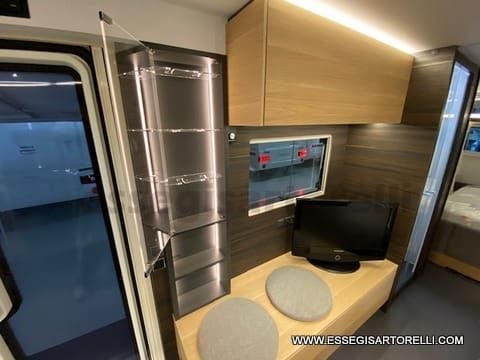 OCCASIONE: ADRIA NEW ASTELLA 704 HP 4 POSTI 01/2025 ALDE CLIMA MACH TENDALINO - foto 90