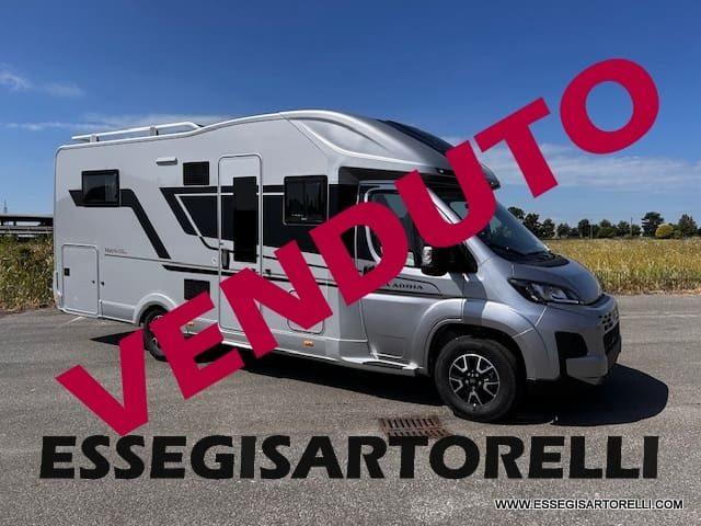 ADRIA MATRIX SUPREME EDITION M 670 DC LETTO NAUTICO E BASCULANTE