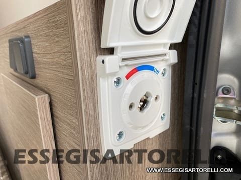 CHAUSSON SPORTLINE V 690 AUTOMATICO MY 2025 POPUP 636 CM - foto 6