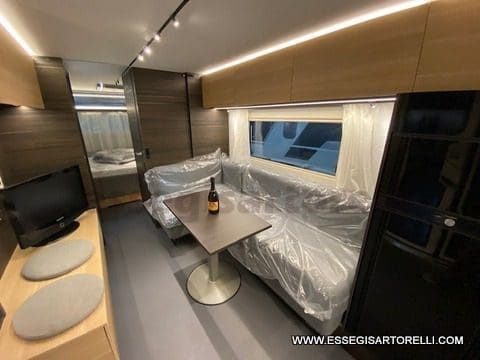 Adria NEW ASTELLA 704 HP caravan top di gamma 4 posti ALDE CLIMA MACH TENDALINO - foto 12