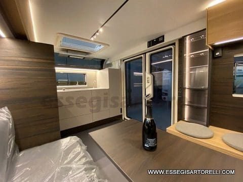 Adria NEW ASTELLA 704 HP caravan top di gamma 4 posti ALDE CLIMA MACH TENDALINO - foto 54