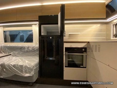 Adria NEW ASTELLA 704 HP caravan top di gamma 4 posti ALDE CLIMA MACH TENDALINO - foto 99