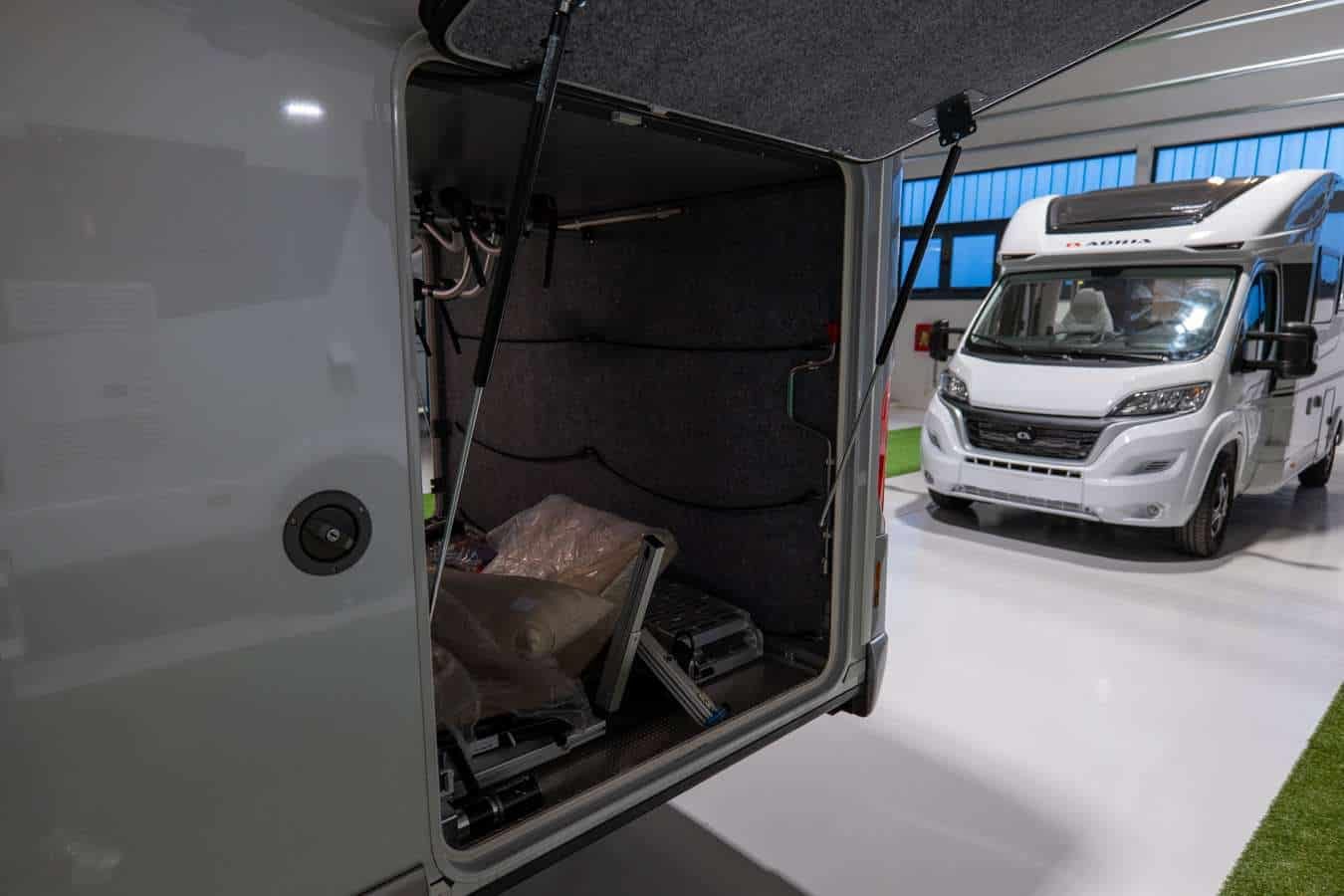 Carthago Chic-E Line I 61 Xl Le - Frattin Camper&Caravan - foto 16
