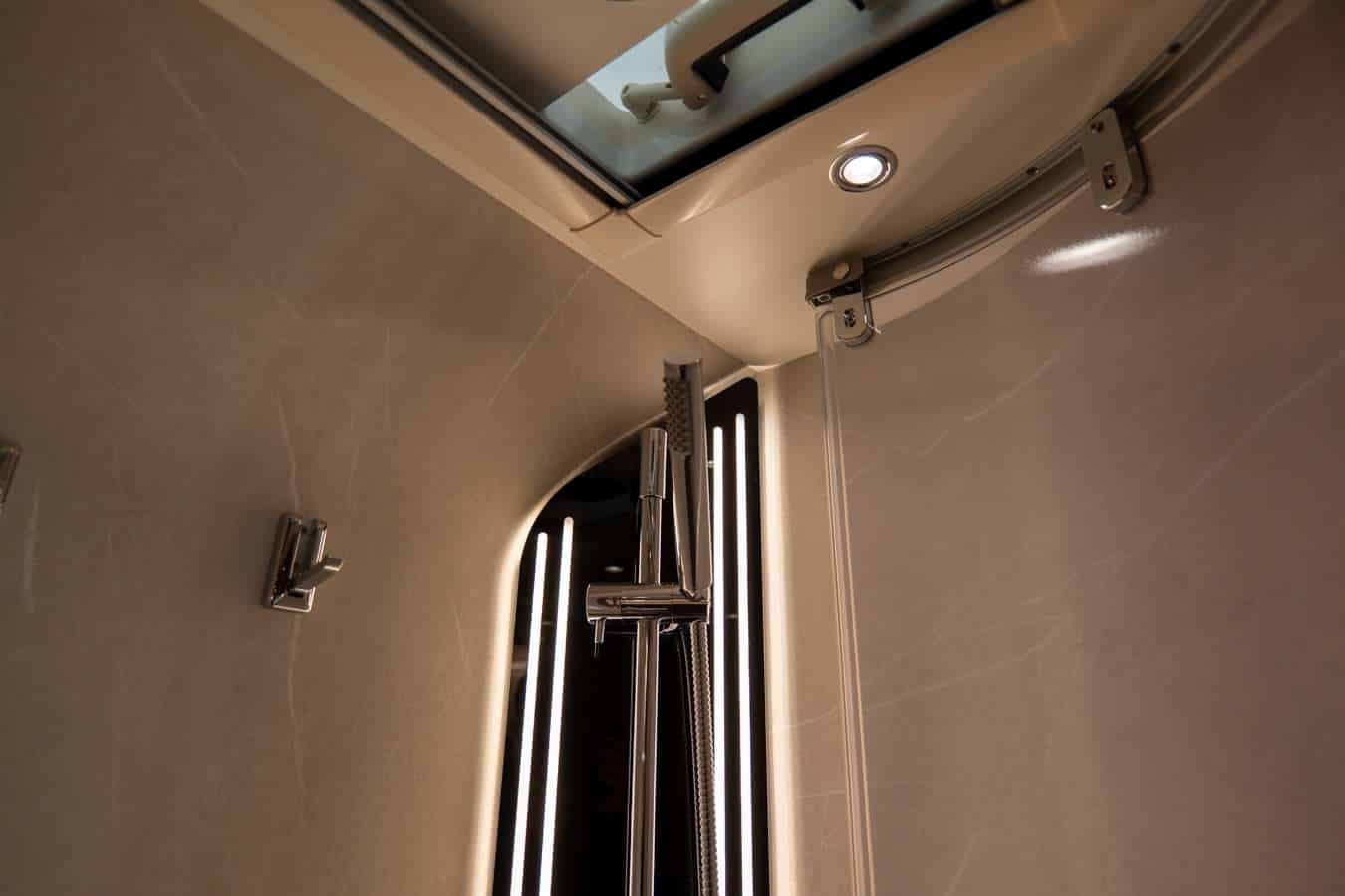 Carthago Chic-E Line I 61 Xl Le - Frattin Camper&Caravan - foto 85