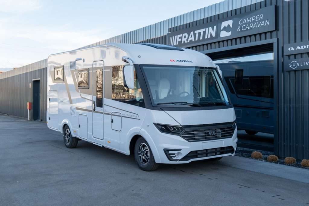 Adria Sonic 600 Sl *Patente B 4 Posti Omol.* - Frattin Camper&Caravan