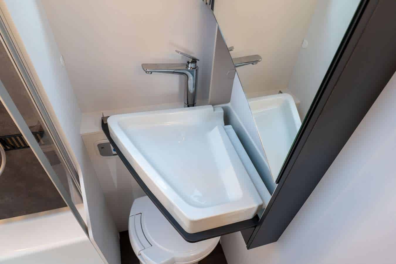 Adria Sonic 600 Sl *Patente B 4 Posti Omol.* - Frattin Camper&Caravan - foto 33