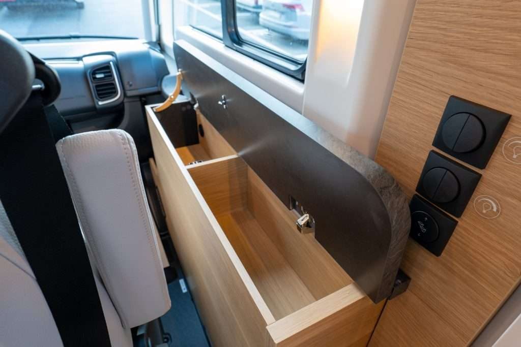 Adria Sonic 600 Sl *Patente B 4 Posti Omol.* - Frattin Camper&Caravan - foto 45