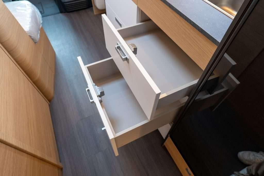 Adria Sonic 600 Sl *Patente B 4 Posti Omol.* - Frattin Camper&Caravan - foto 49