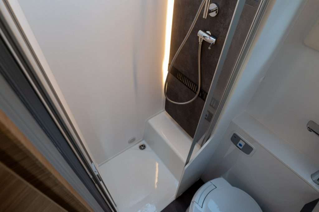Adria Sonic 600 Sl *Patente B 4 Posti Omol.* - Frattin Camper&Caravan - foto 63
