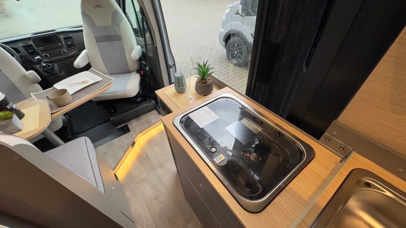 LMC INNOVAN 590 ACTIVE - foto 7