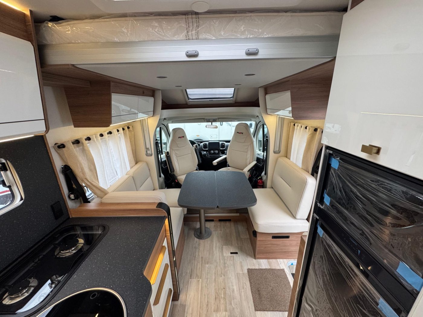 PILOTE P746FGJ 140CV - foto 8