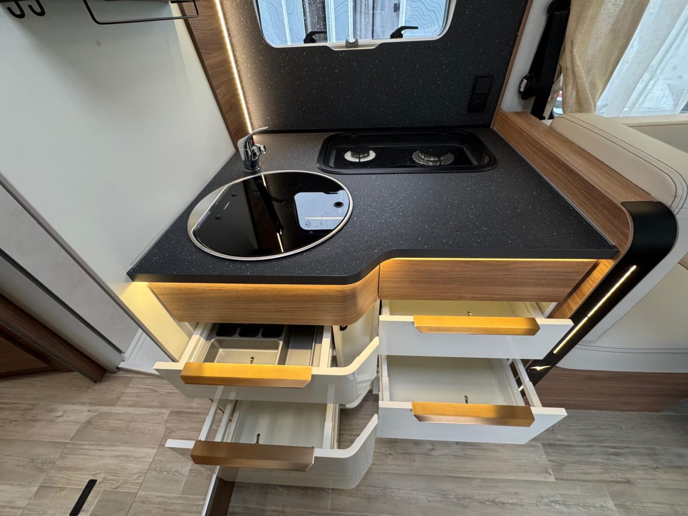 PILOTE P746FGJ 140CV - foto 11