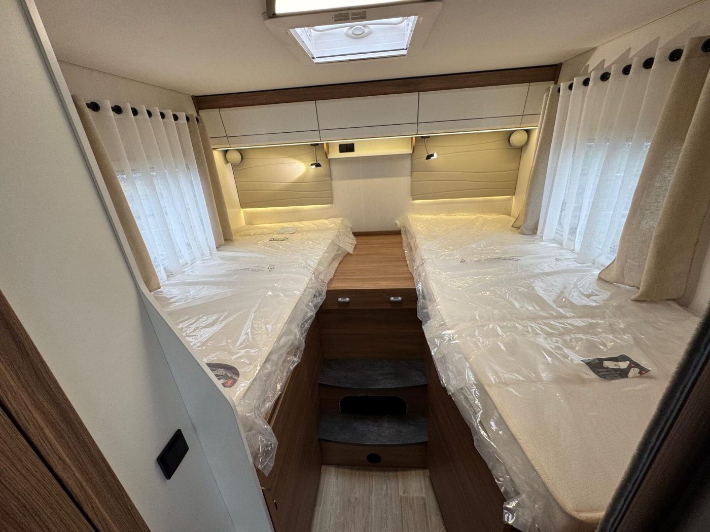 PILOTE P746FGJ 140CV - foto 18