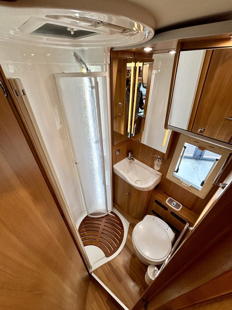 Laika Ecovip 610 motorhome - foto 33