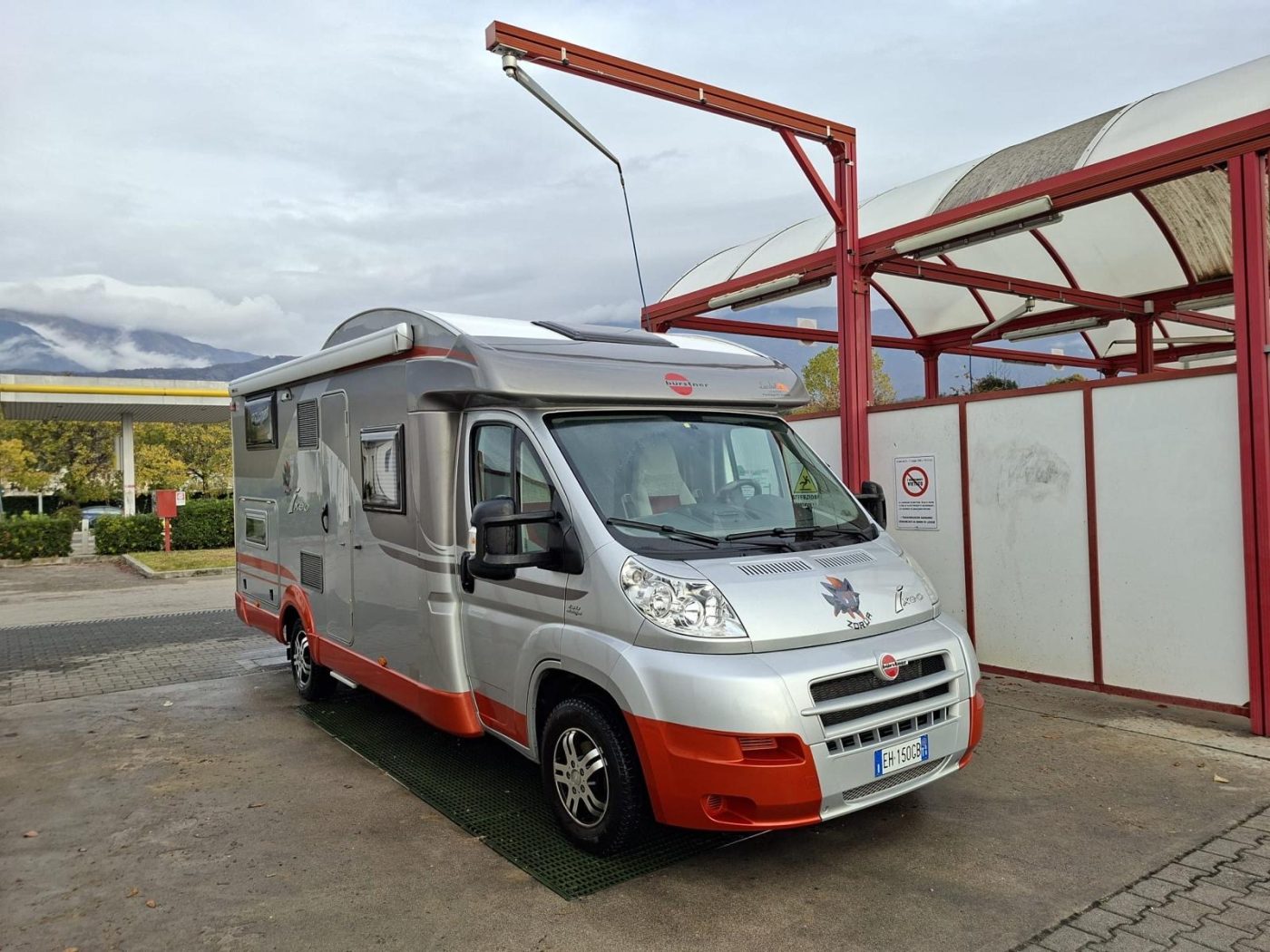 BÜRSTNER IXEO IT 666 - Lucchetta Camper - foto 2
