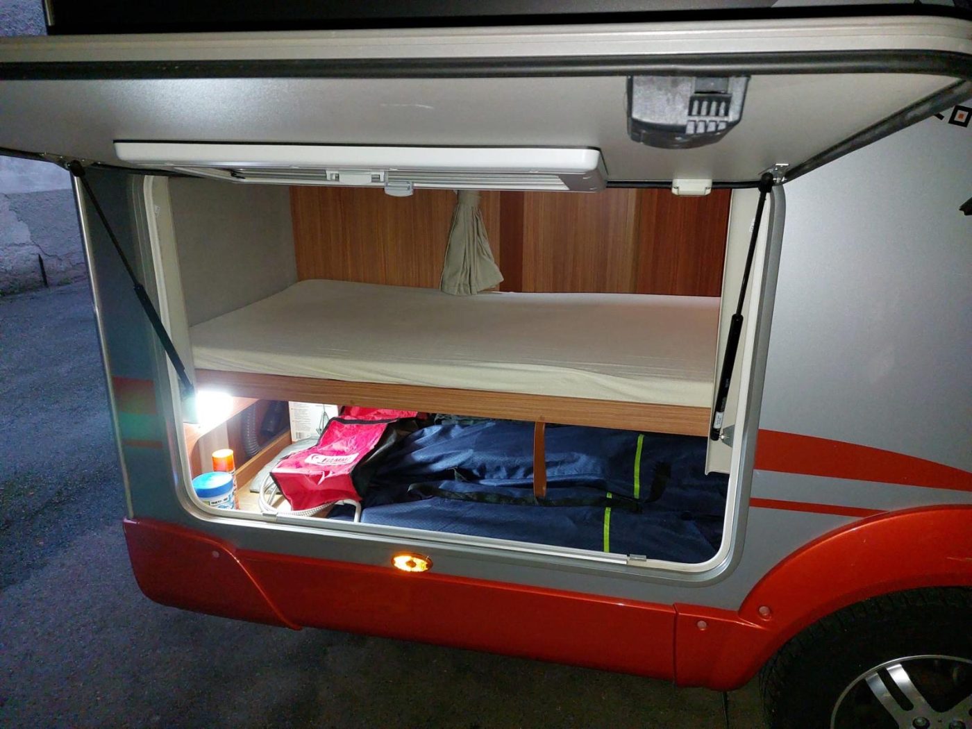 BÜRSTNER IXEO IT 666 - Lucchetta Camper - foto 11