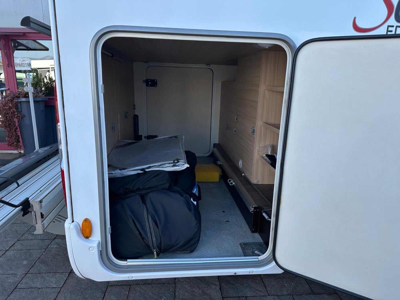 BÜRSTNER IXEO 710 G EDITION 30 - Lucchetta Camper - foto 5
