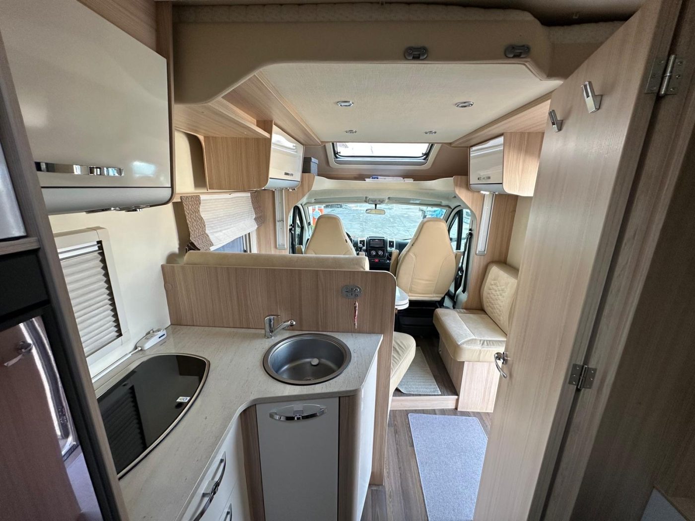 BÜRSTNER IXEO 710 G EDITION 30 - Lucchetta Camper - foto 6