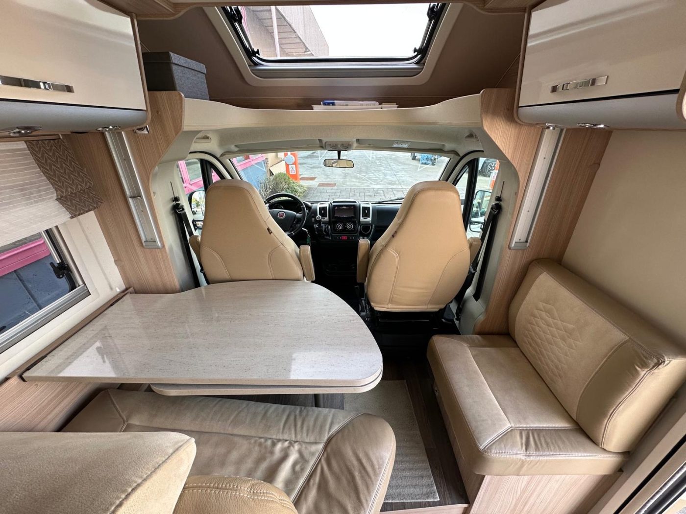 BÜRSTNER IXEO 710 G EDITION 30 - Lucchetta Camper - foto 8