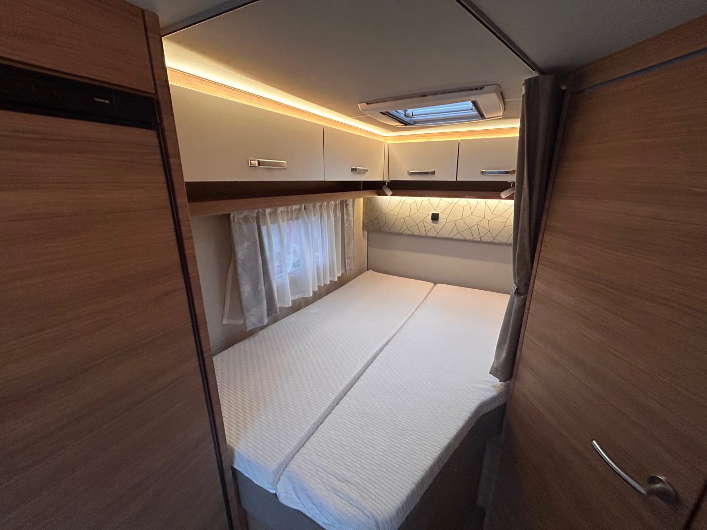 WEINSBERG CARACORE 650 MF - Lucchetta Camper - foto 8