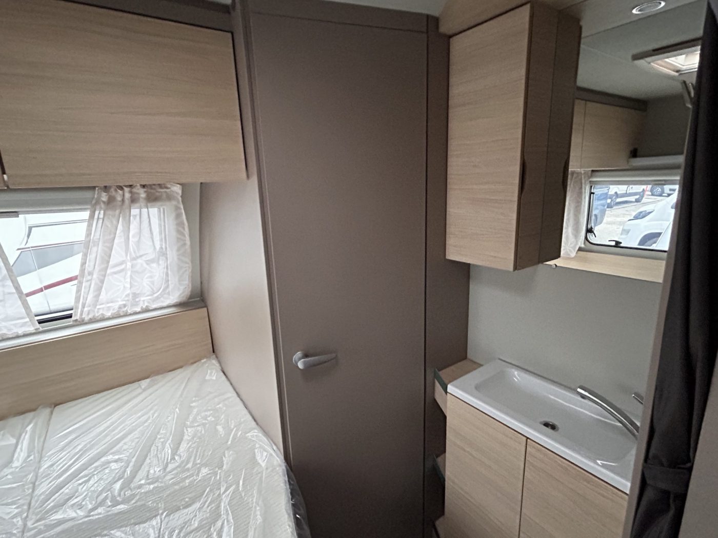WEINSBERG CARACITO 450 FU - Lucchetta Camper - foto 8