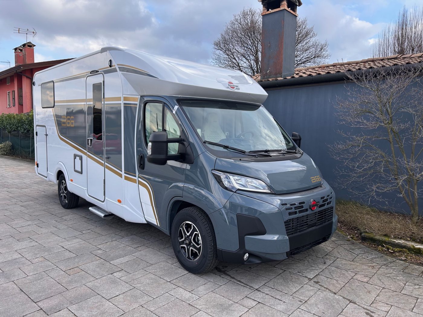 BÜRSTNER LYSEO TD B66 690 TD - Lucchetta Camper - foto 2