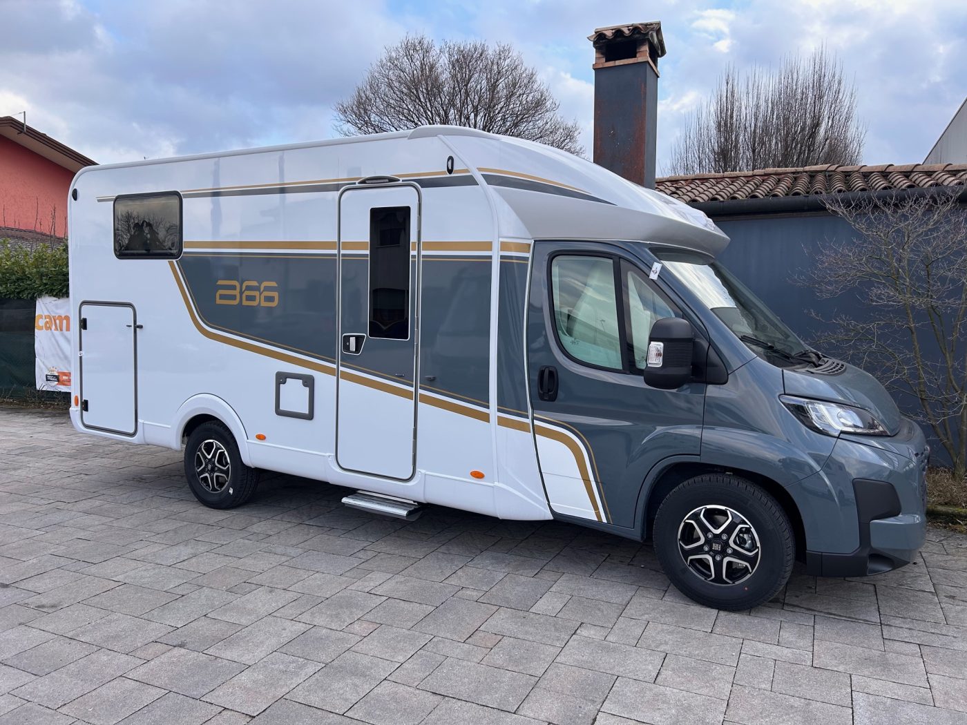 BÜRSTNER LYSEO TD B66 690 TD - Lucchetta Camper - foto 3
