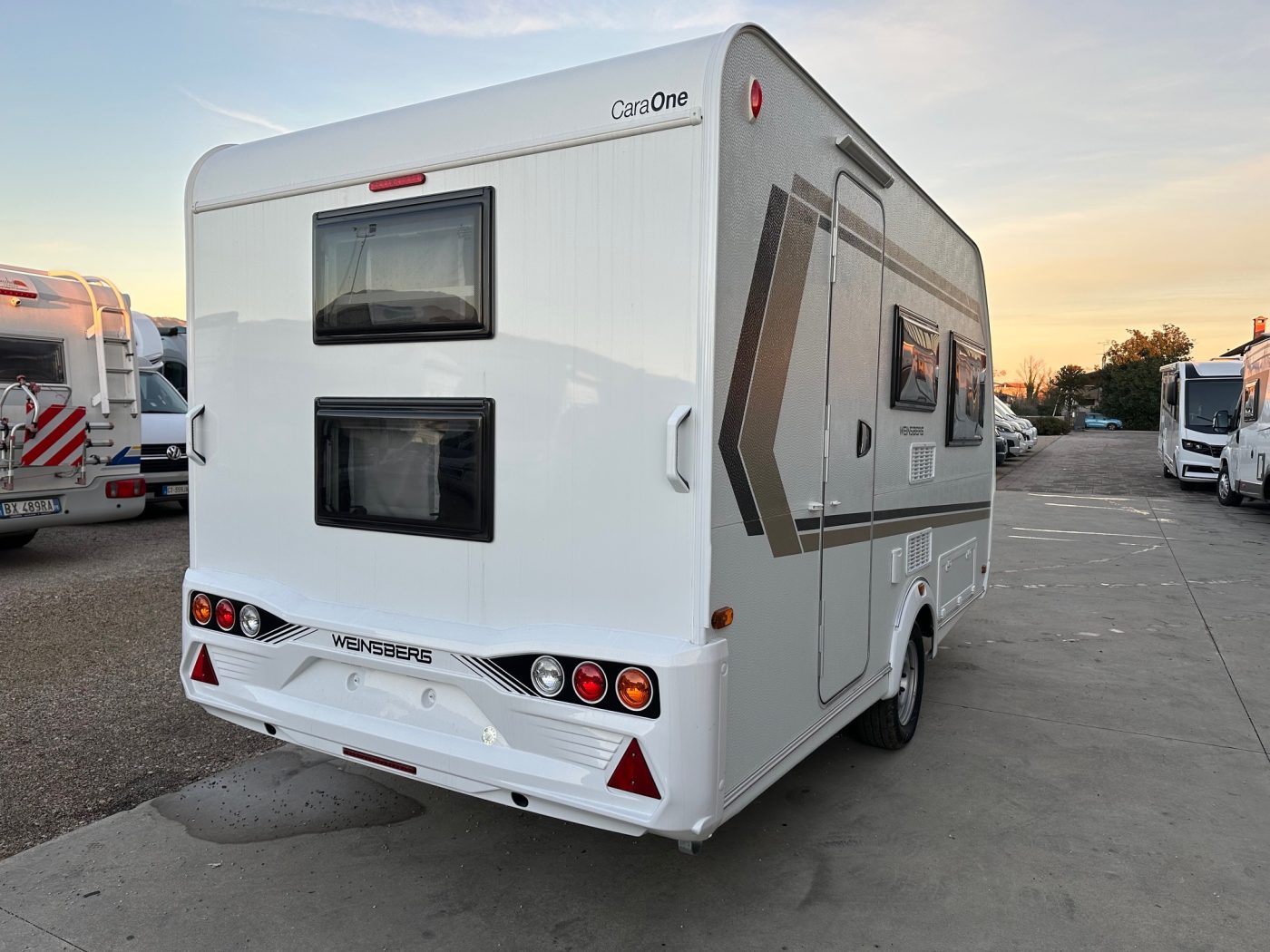 WEINSBERG CARAONE 400 LK - Lucchetta Camper - foto 5