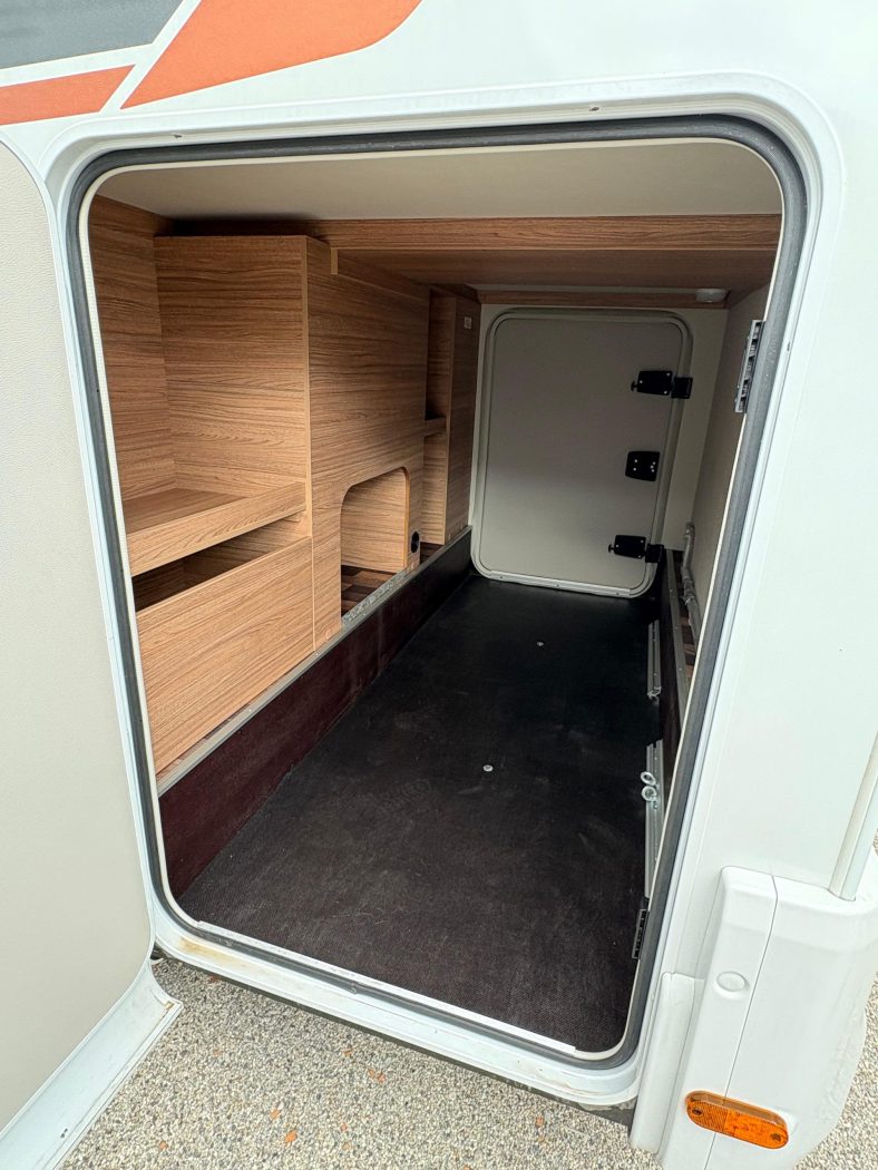 WEINSBERG CARACOMPACT SUITE 640 MEG EDITION PEPPER - Lucchetta Camper - foto 5