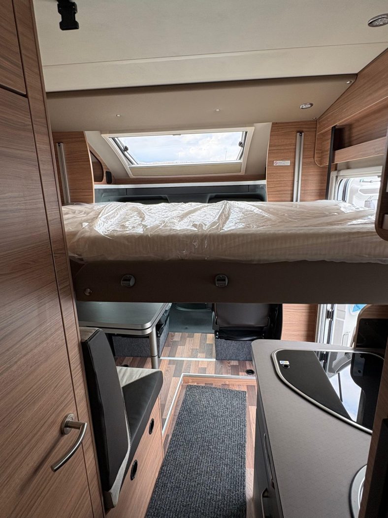 WEINSBERG CARACOMPACT SUITE 640 MEG EDITION PEPPER - Lucchetta Camper - foto 9