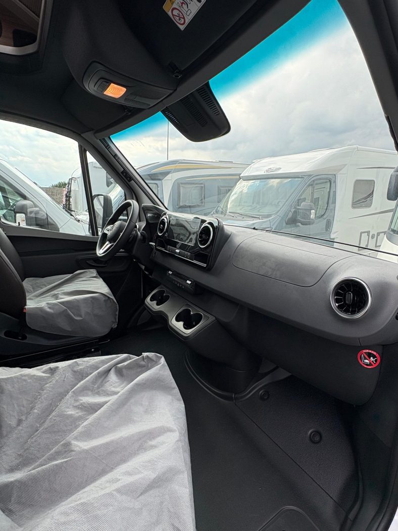 WEINSBERG CARACOMPACT SUITE 640 MEG EDITION PEPPER - Lucchetta Camper - foto 13