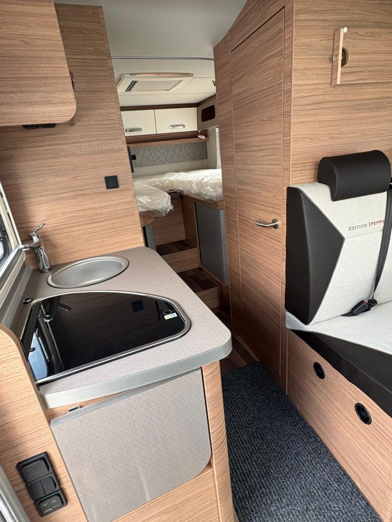WEINSBERG CARACOMPACT SUITE 640 MEG EDITION PEPPER - Lucchetta Camper - foto 16