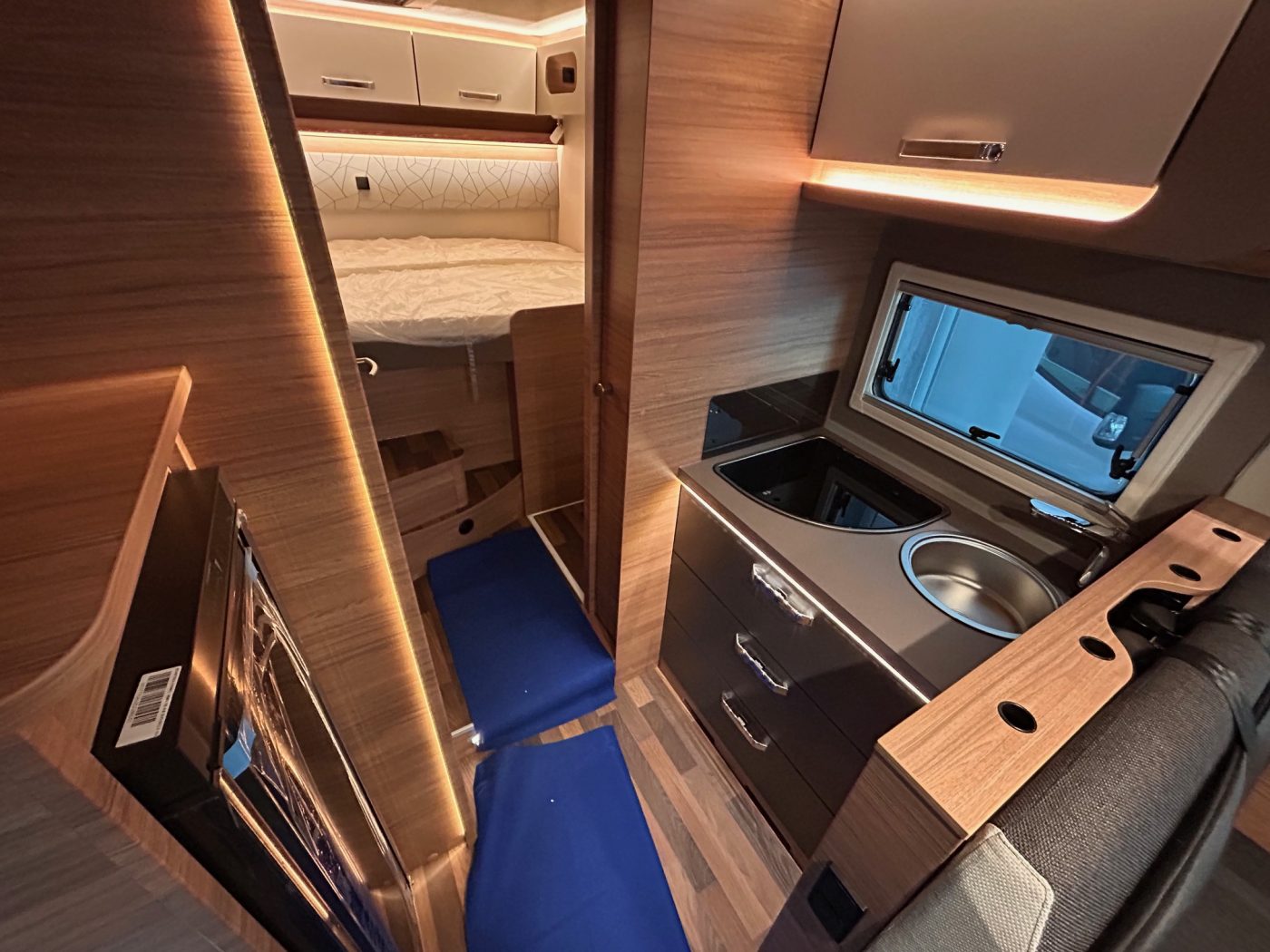 WEINSBERG CARASUITE 650 MG - Lucchetta Camper - foto 6