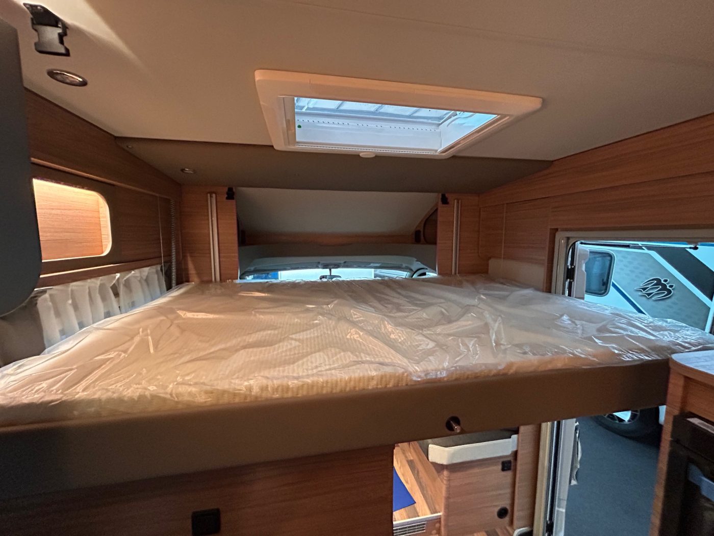 WEINSBERG CARASUITE 650 MG - Lucchetta Camper - foto 13