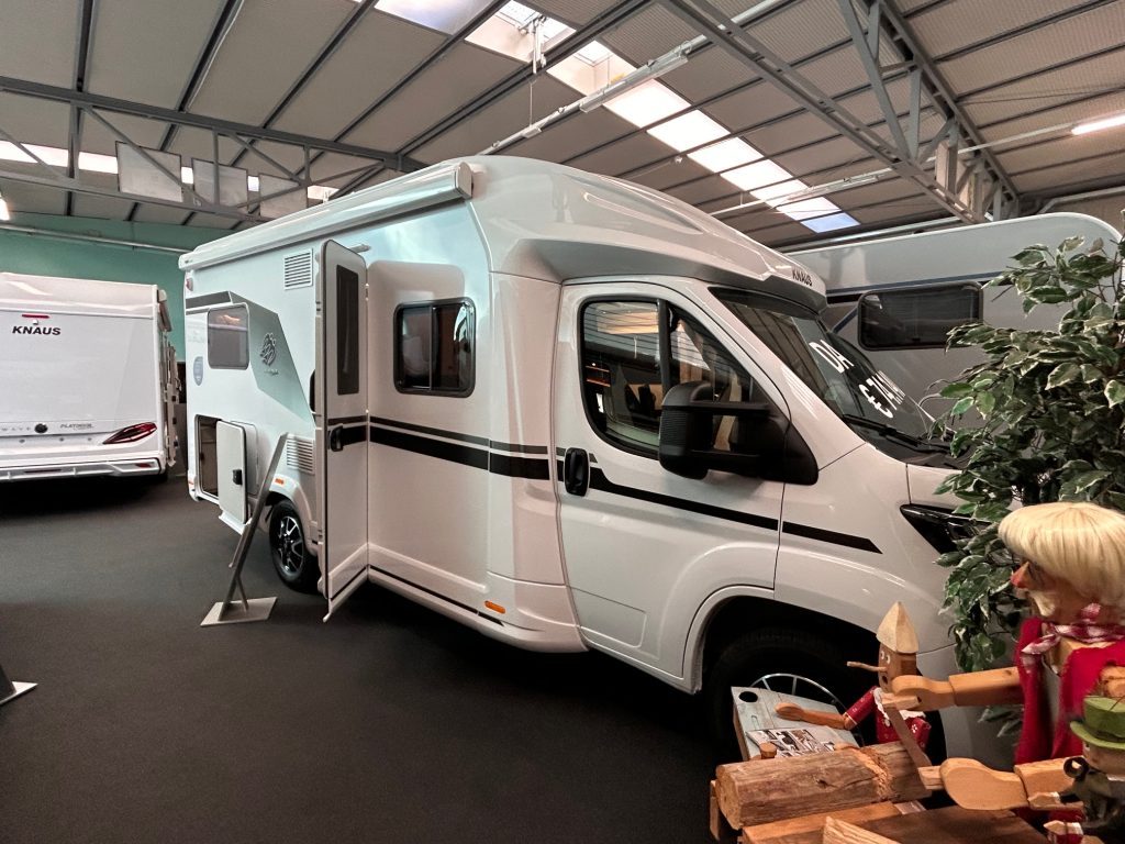 KNAUS L!VE WAVE 650 MF PLATINUM SELECTION - Lucchetta Camper