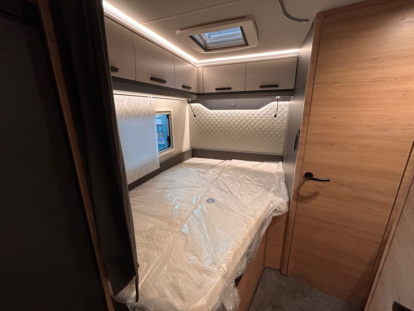 KNAUS L!VE WAVE 650 MF PLATINUM SELECTION - Lucchetta Camper - foto 7