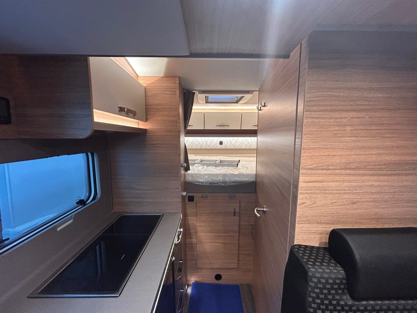 WEINSBERG CARASUITE FORD 550 MG - Lucchetta Camper - foto 6