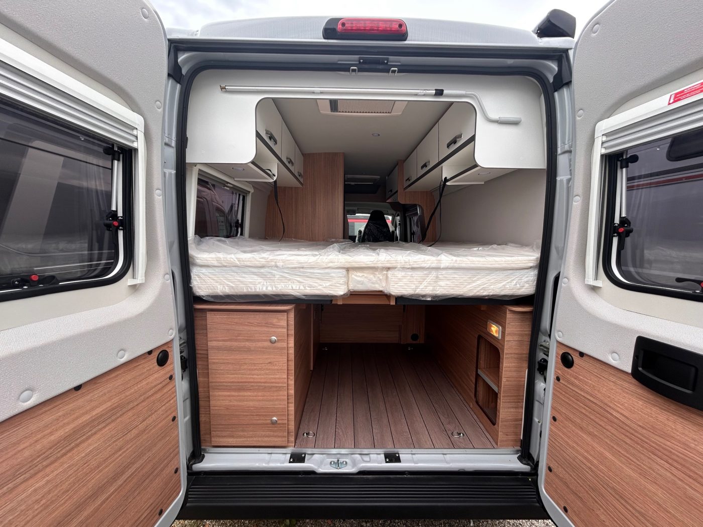 WEINSBERG CARABUS 600 ME EDITION FIRE - Lucchetta Camper - foto 5