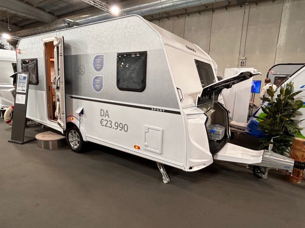 KNAUS SPORT 450 FU - Lucchetta Camper