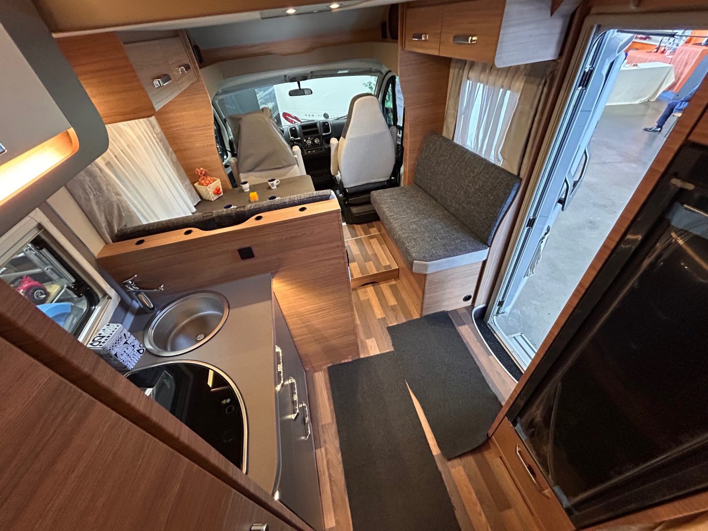 WEINSBERG CARASUITE 650 MF - Lucchetta Camper - foto 8