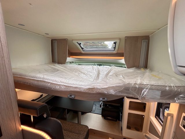 BÜRSTNER LYSEO TIME T SKYLINE T/IT 690 - Lucchetta Camper - foto 11