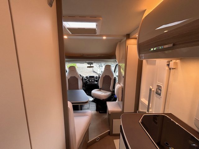 BÜRSTNER TRAVEL VAN 620 G - Lucchetta Camper - foto 6