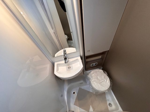 BÜRSTNER TRAVEL VAN 620 G - Lucchetta Camper - foto 7