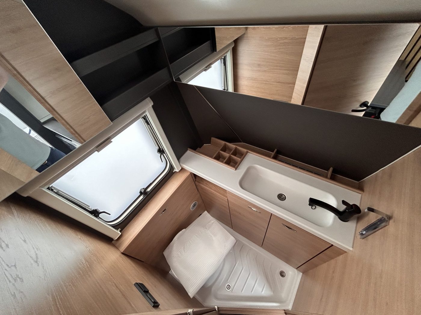 KNAUS YASEO 340 PX - Lucchetta Camper - foto 12