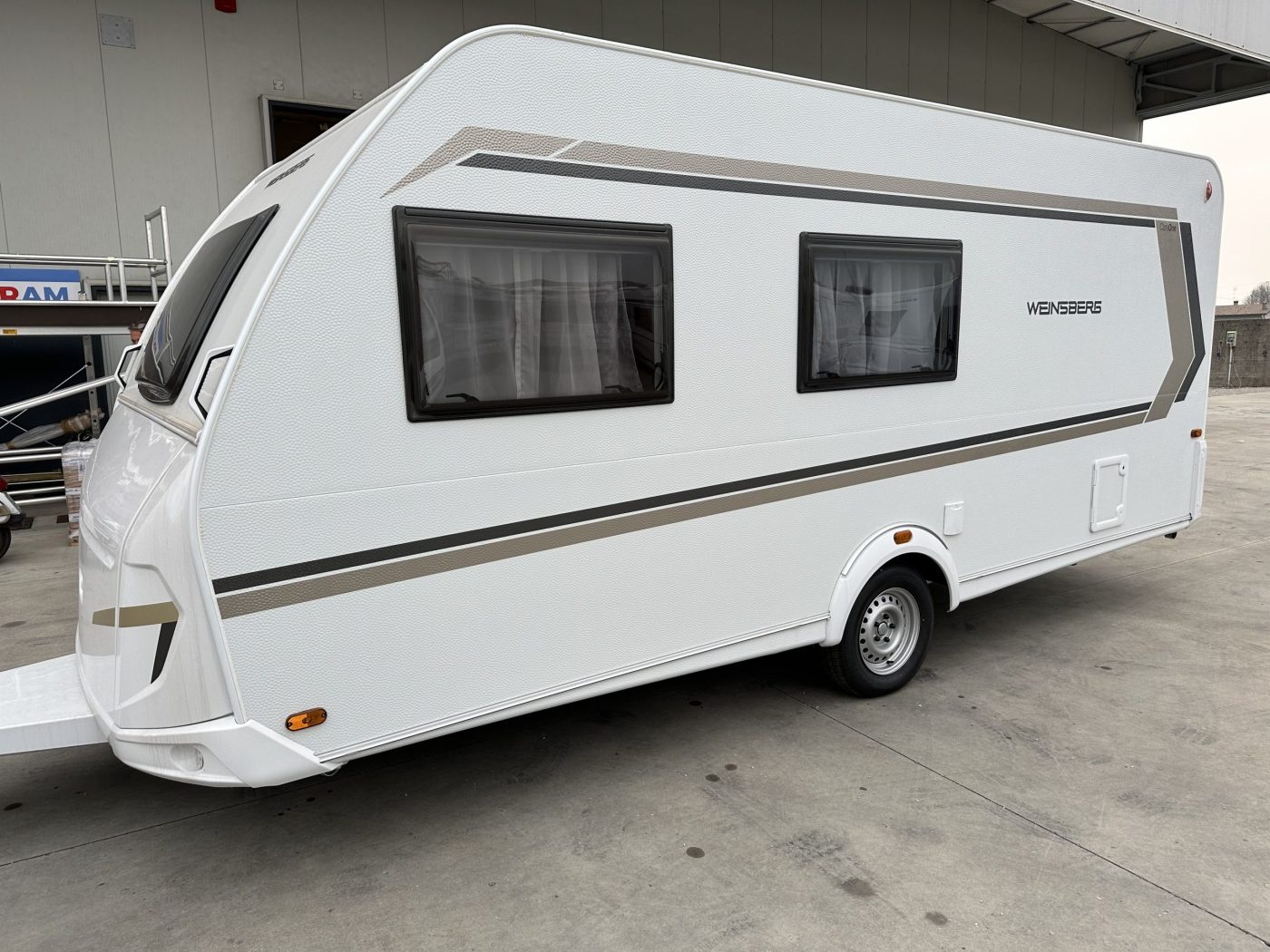 WEINSBERG CARAONE 480 QDK - Lucchetta Camper - foto 6