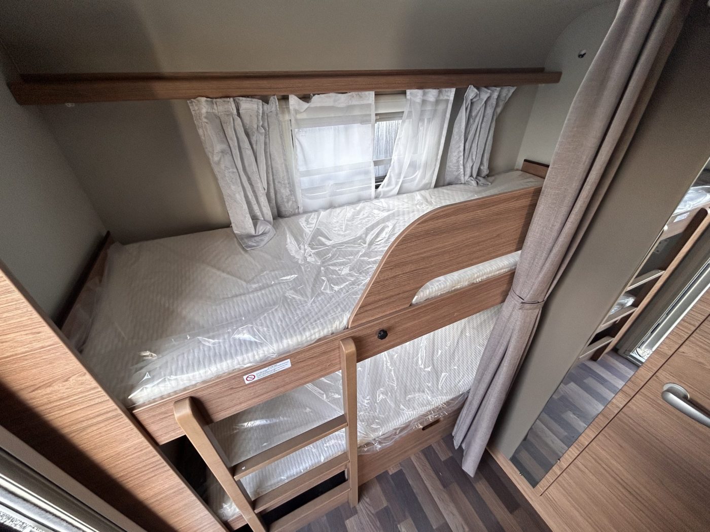 WEINSBERG CARAONE 480 QDK - Lucchetta Camper - foto 14