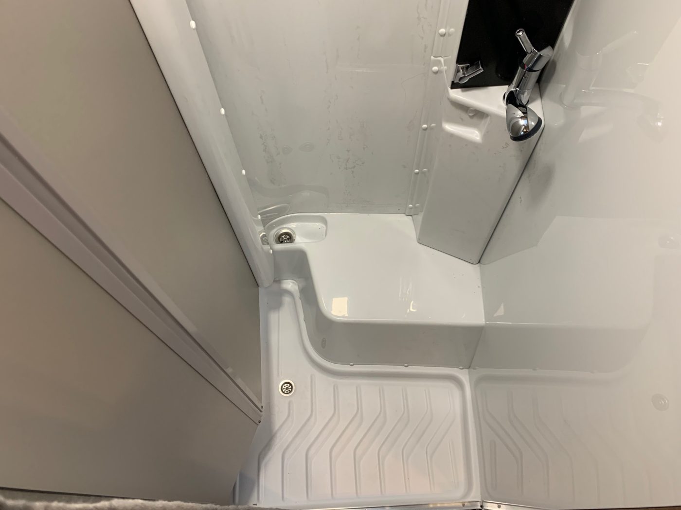 KNAUS TOURER VAN 500 LT VANSATION - Lucchetta Camper - foto 17