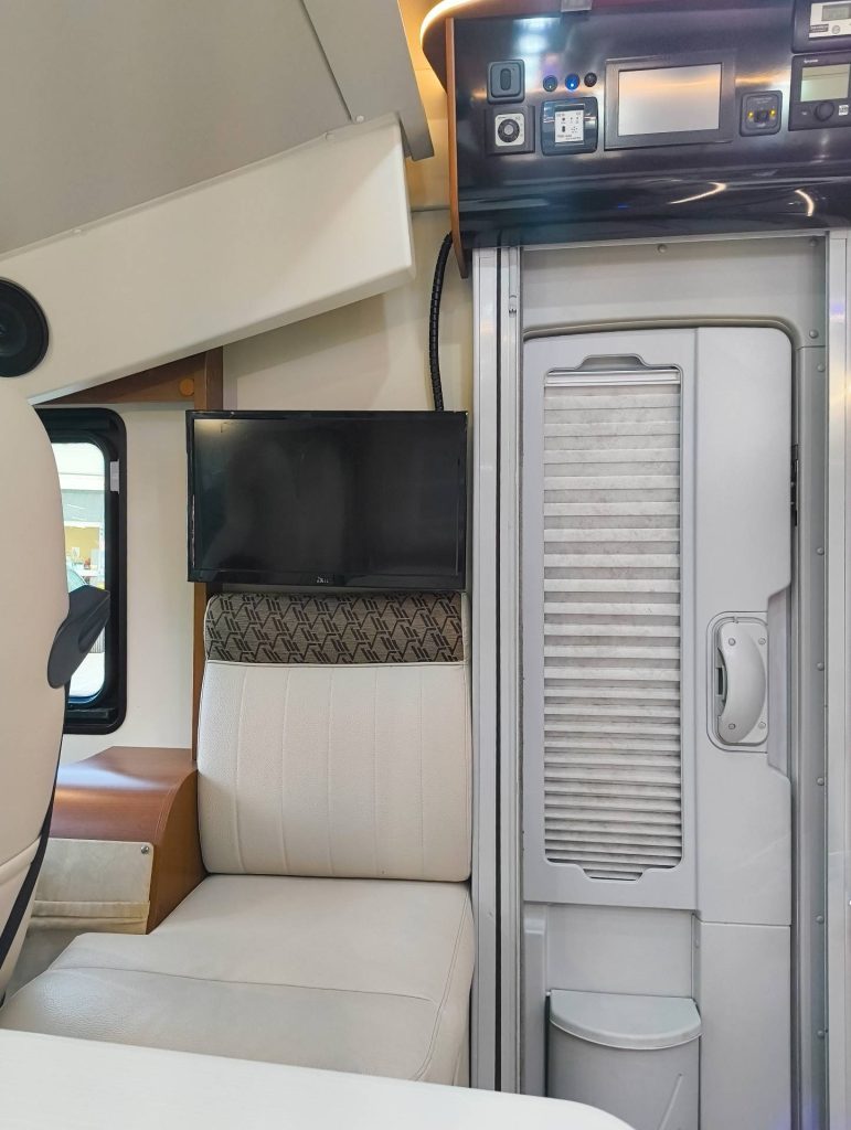Mobilvetta K Yacht 89 Teknoline Usato | Prezzo e Caratteristiche - OK Camper - foto 21